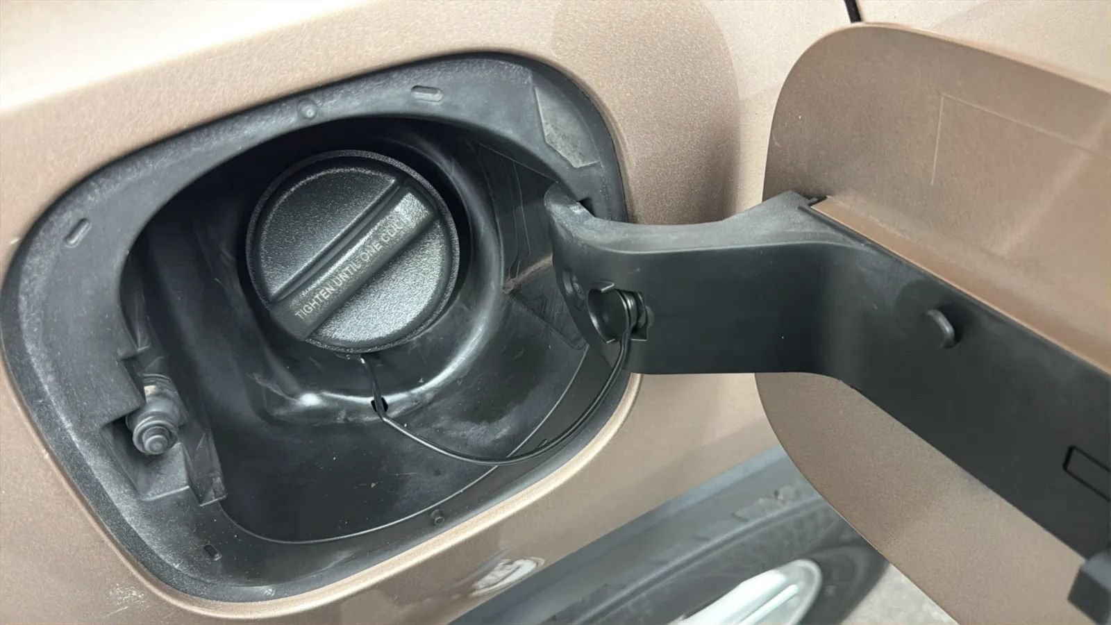 Used 2018 Chevrolet Trax LT w/ Driver Confidence Package FWD image 30