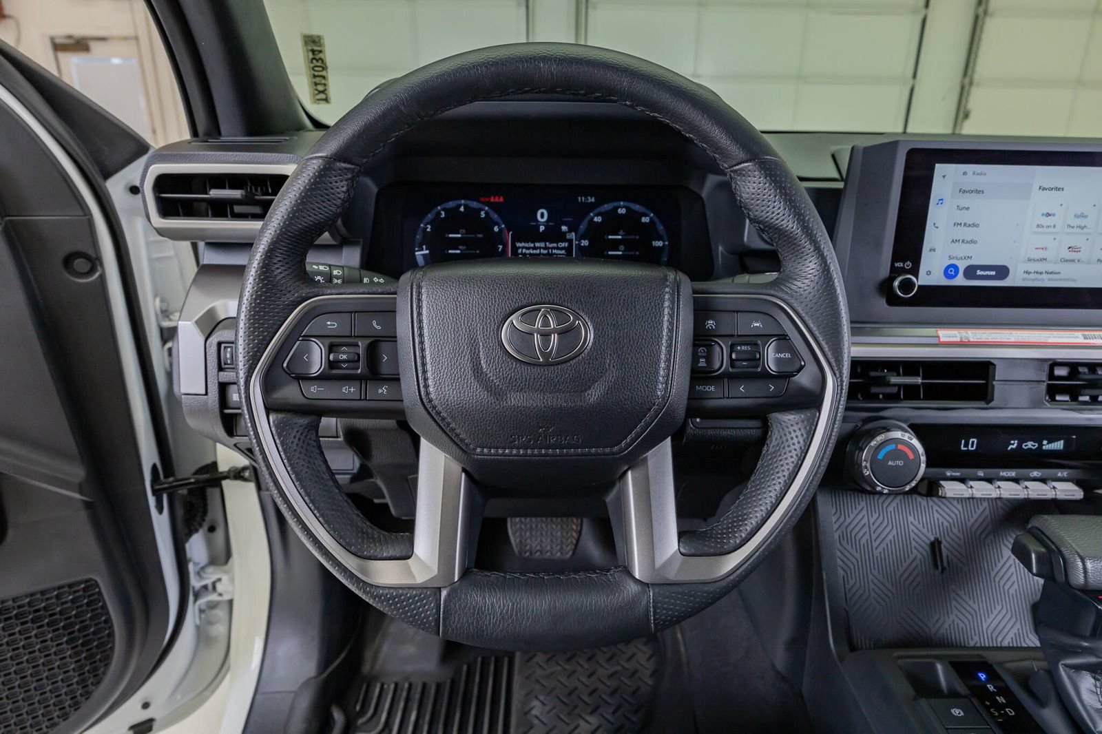 Used 2025 Toyota Tacoma TRD Off-Road AWD/4WD image 17