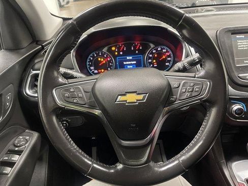 Used 2019 Chevrolet Equinox LT FWD image 23