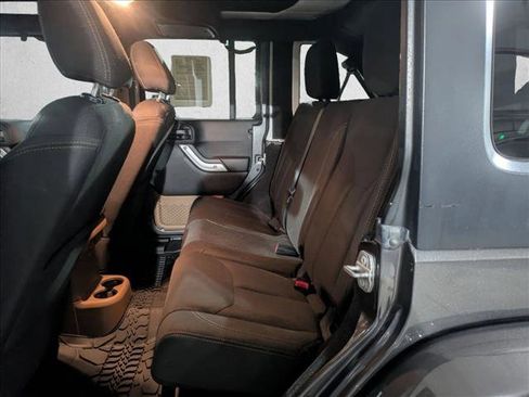 Used 2017 Jeep Wrangler Unlimited Sahara w/ Max Tow Package image 24