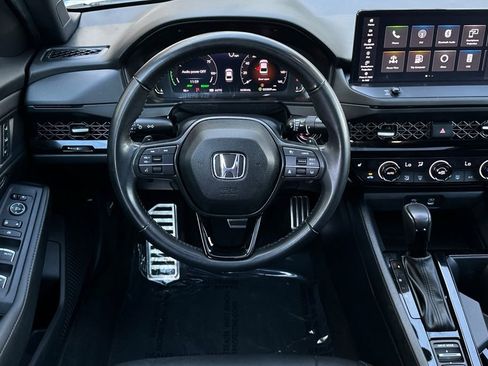 Used 2024 Honda Accord Sport image 15