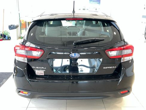 Used 2023 Subaru Impreza 2.0i AWD/4WD image 9