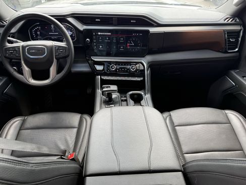 Used 2024 GMC Sierra 1500 Denali w/ Denali Reserve Package image 13
