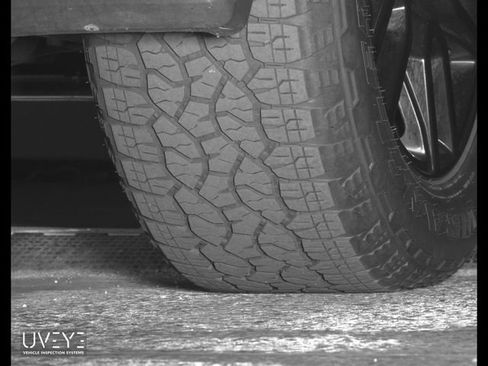 Used 2023 GMC Sierra 1500 Elevation image 13