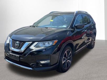 Used 2019 Nissan Rogue SL w/ Premium Package