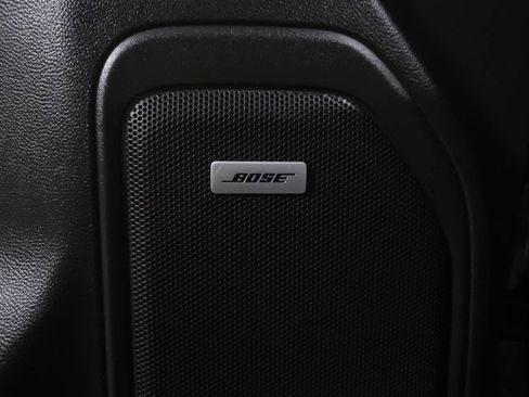 Used 2019 Chevrolet Silverado 1500 High Country w/ Technology Package AWD/4WD image 34