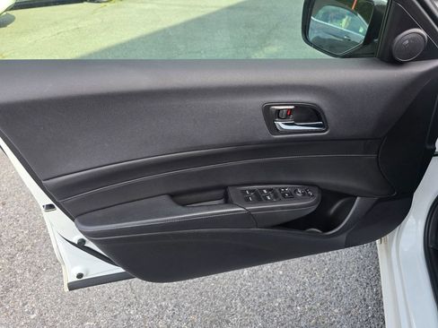 Used 2014 Acura ILX FWD image 10
