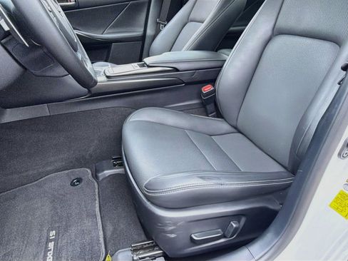 Used 2024 Lexus IS 300 w/ Comfort Package RWD image 33