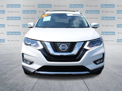 Used 2017 Nissan Rogue Platinum AWD/4WD image 2
