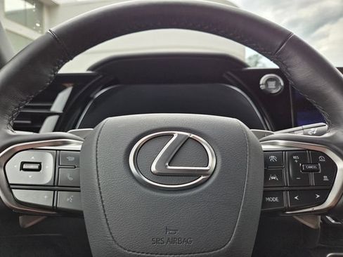 Used 2025 Lexus TX 350 AWD w/ Technology Package image 33