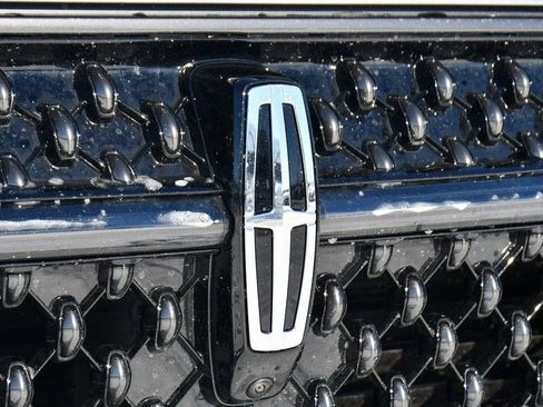 Used 2026 Lincoln Nautilus Premier w/ Equipment Group 102A AWD/4WD image 36