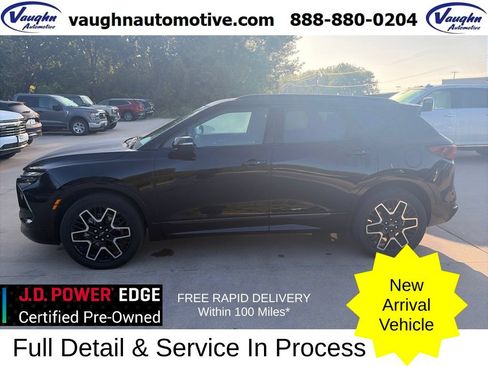 Used 2025 Chevrolet Blazer RS w/ Driver Confidence II Package AWD/4WD image 1