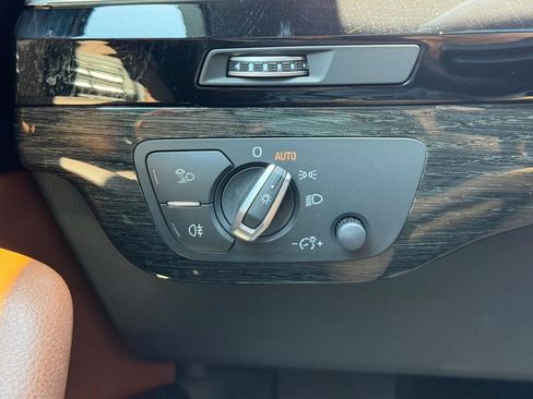 Used 2019 Audi Q7 3.0T Premium Plus AWD/4WD image 17