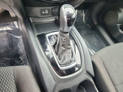 Used 2020 Nissan Rogue Sport S FWD image 19