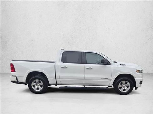 Used 2025 RAM 1500 Big Horn AWD/4WD image 4