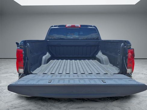 Used 2023 Chevrolet Colorado LT w/ LT Convenience Package RWD image 14
