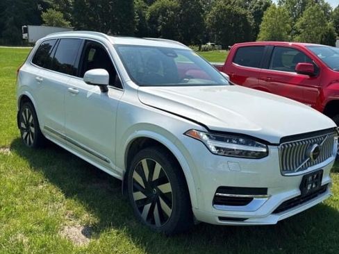 Used 2024 Volvo XC90 T8 Plus w/ Protection Package AWD/4WD image 1