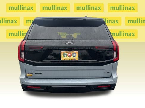 New 2025 Ford Expedition Max Platinum w/ Stealth Performance Package image 4