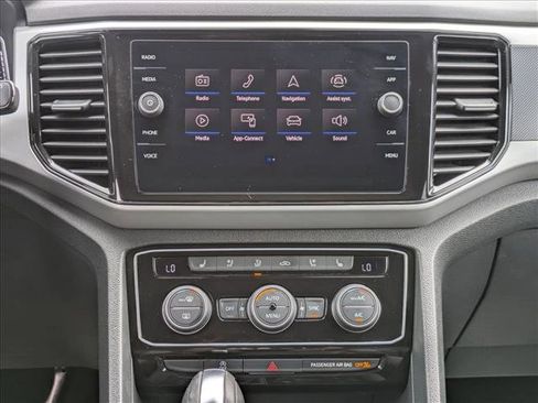 Used 2021 Volkswagen Atlas Cross Sport SEL Premium R-Line image 16