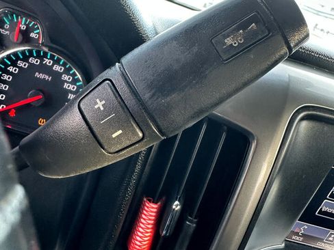 Used 2018 Chevrolet Silverado 1500 LT w/ LT Eassist Package image 29