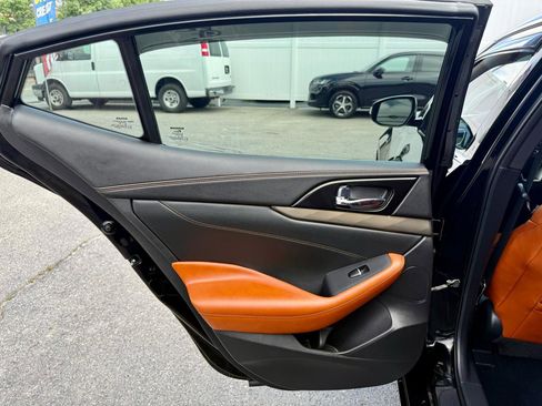 Used 2019 Nissan Maxima Platinum w/ Reserve Package image 19