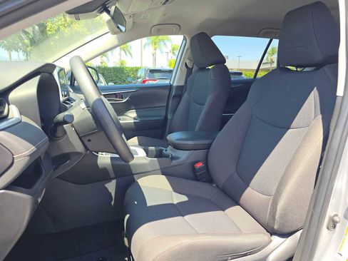 Certified 2025 Toyota RAV4 LE FWD image 23