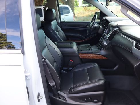 Used 2017 Chevrolet Tahoe Premier AWD/4WD image 24