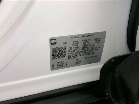 Used 2025 Buick Encore GX Preferred AWD/4WD image 33