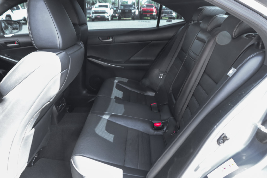 Used 2019 Lexus IS 300 F Sport w/ F Sport Package RWD image 38