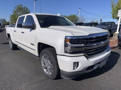 Used 2018 Chevrolet Silverado 1500 High Country image 1