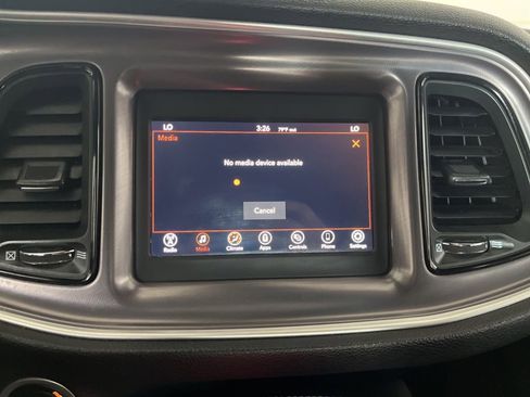 Used 2021 Dodge Challenger SXT w/ Driver Convenience Group RWD image 49
