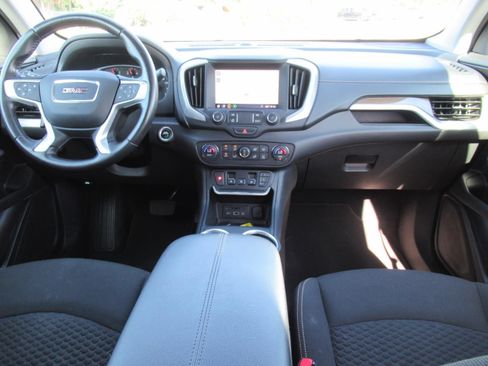Used 2021 GMC Terrain SLE w/ Driver Convenience Package FWD image 12