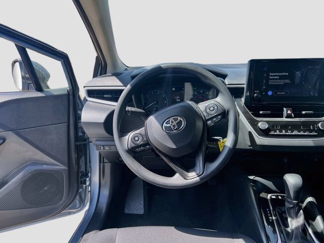 Used 2025 Toyota Corolla LE FWD image 22