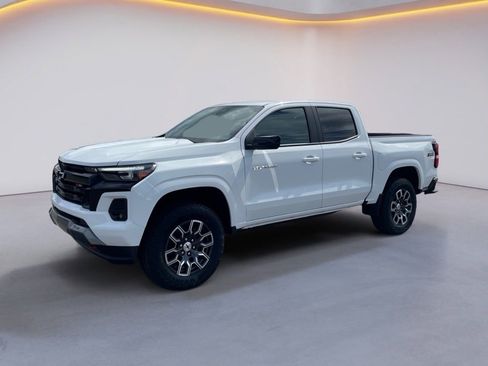 New 2026 Chevrolet Colorado Z71 w/ Z71 Convenience Package 2 AWD/4WD image 3