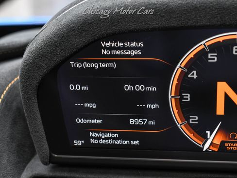 Used 2022 McLaren 765LT image 12