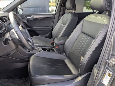 Used 2022 Volkswagen Tiguan SE R-Line AWD/4WD image 18