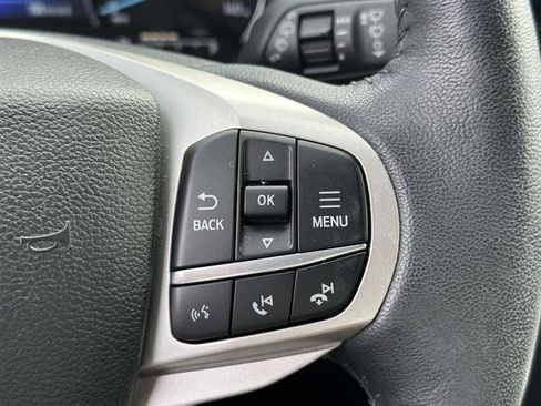 Used 2022 Ford Explorer XLT w/ Equipment Group 202A image 15