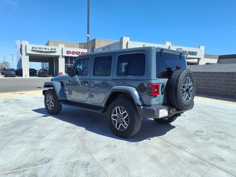 New 2024 Jeep Wrangler Sahara AWD/4WD image 4