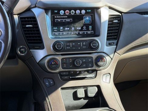 Used 2018 Chevrolet Tahoe LT image 18