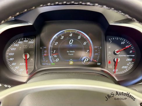 Used 2016 Chevrolet Corvette Stingray Coupe w/ 2LT Preferred Equipment Group RWD image 15