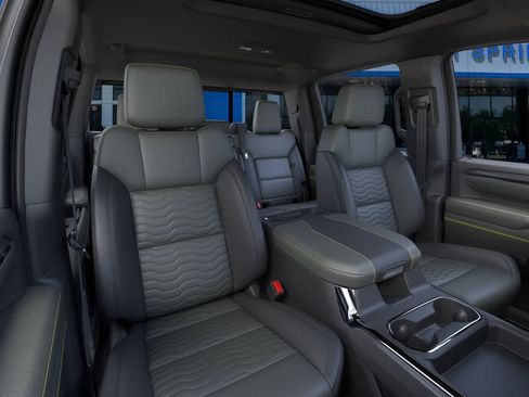 New 2026 Chevrolet Silverado 2500 ZR2 AWD/4WD image 16