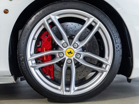 Used 2018 Ferrari 488 Spider RWD image 49