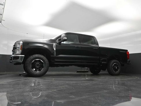 Certified 2026 Ford F250 XLT w/ Tremor Off-Road Package AWD/4WD image 21