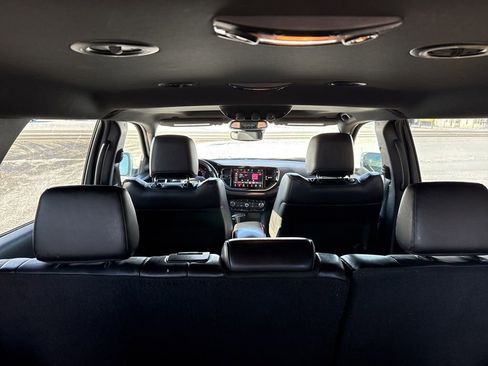 Used 2023 Dodge Durango GT image 29