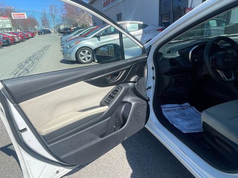 Used 2019 Subaru Impreza 2.0i Premium AWD/4WD image 10