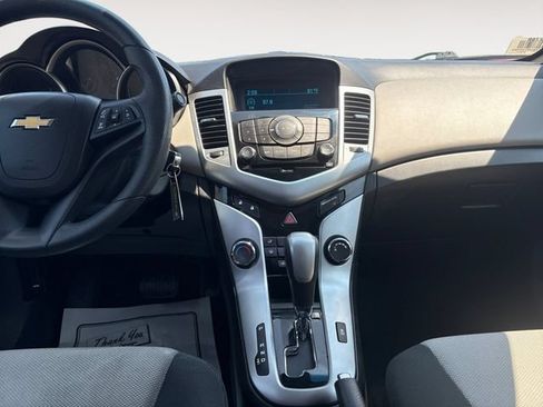 Used 2011 Chevrolet Cruze LS w/ Connectivity Package FWD image 11