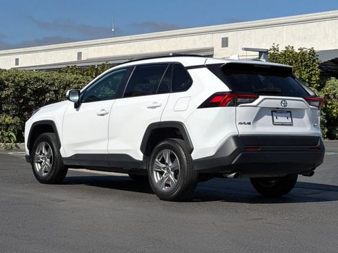 Used 2024 Toyota RAV4 XLE FWD image 6