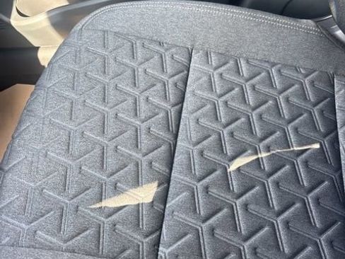 Used 2025 Nissan Kicks SV image 19