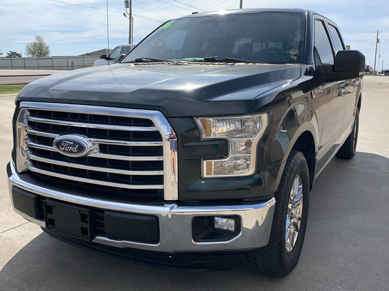 Used 2016 Ford F150 XLT w/ Equipment Group 302A Luxury RWD image 3