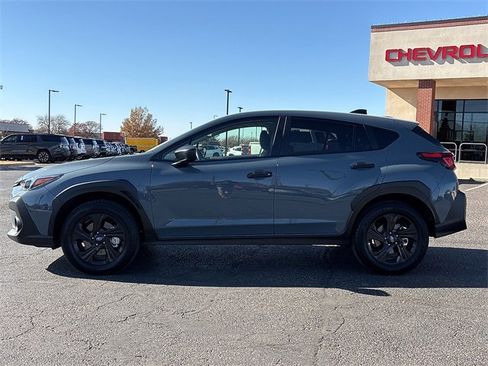 Used 2024 Subaru Crosstrek 2.0i image 2